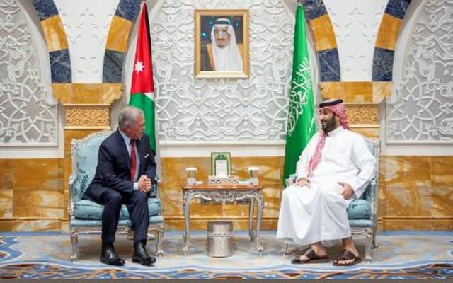 الأمير محمد بن سلمان بن عبدالعزيز آل سعود ولي العهد رئيس مجلس الوزراء والملك عبدالله الثاني ابن الحسين ملك المملكة الأردنية