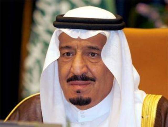 ولي العهد يطمئن الشعب على صحة خادم الحرمين الشريفين