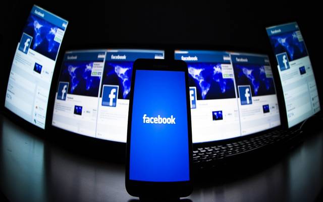 "فيسبوك" تعلن إجراءات أمان جديدة لحماية خصوصية المستخدمين
