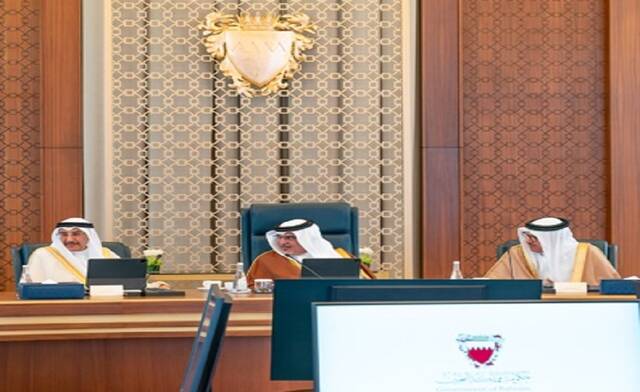 الأمير سلمان بن حمد آل خليفة نائب الملك ولي العهد يترأس اجتماع مجلس الوزراء