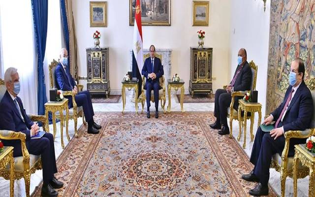 السيسي يؤكد دعم مصر لاستعادة الاستقرار في ليبيا