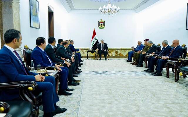 رئيس مجلس الوزراء، محمد شياع السوداني، يستقبل وفداً من رجال الأعمال والاقتصاد المصريين