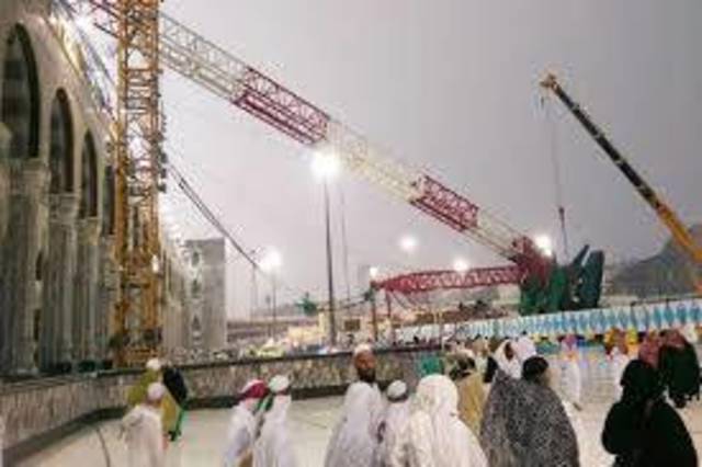 Binladin briefs insurer about Makkah crane disaster