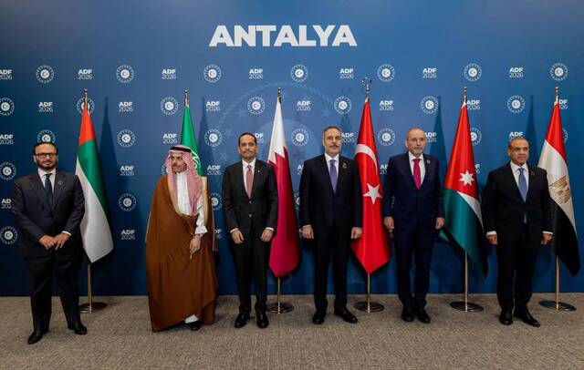 جانب من المشاركة الدبلوماسية