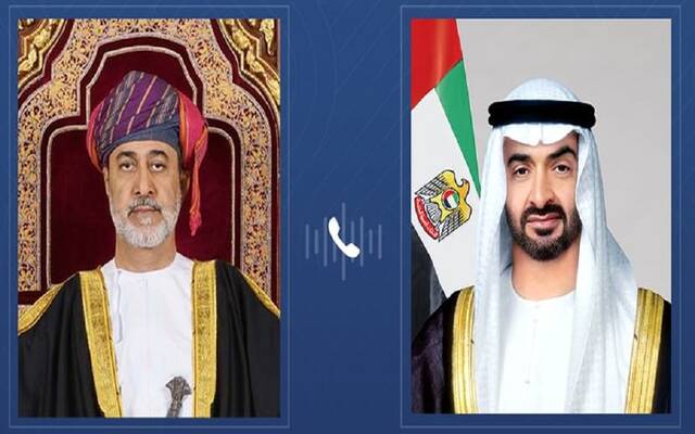 محمد بن زايد وسلطان عُمان يبحثان هاتفياً علاقات البلدين والتطورات الإقليمية