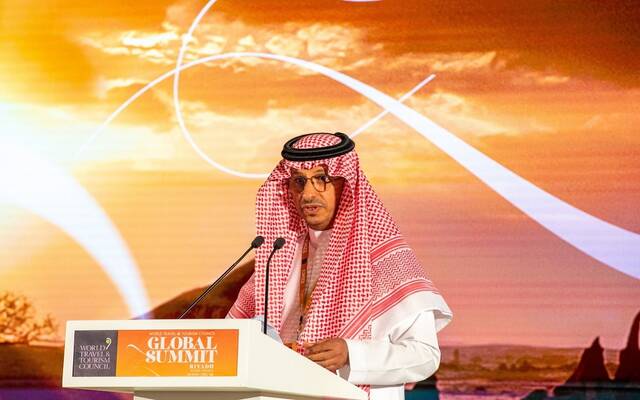 وزير السياحة السعودي، أحمد الخطيب، على هامش قمة المجلس العالمي للسفر والسياحة المنعقدة في الرياض