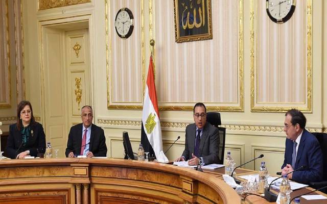 "الوزراء" يُكلف بإعداد قائمة بأهم المستثمرين والشركات العالمية لجذبهم لمصر