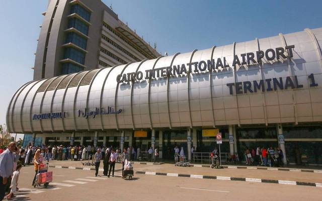 مطار القاهرة يبدأ تطبيق قرار دخول القطريين بتأشيرات مسبقة.. اليوم