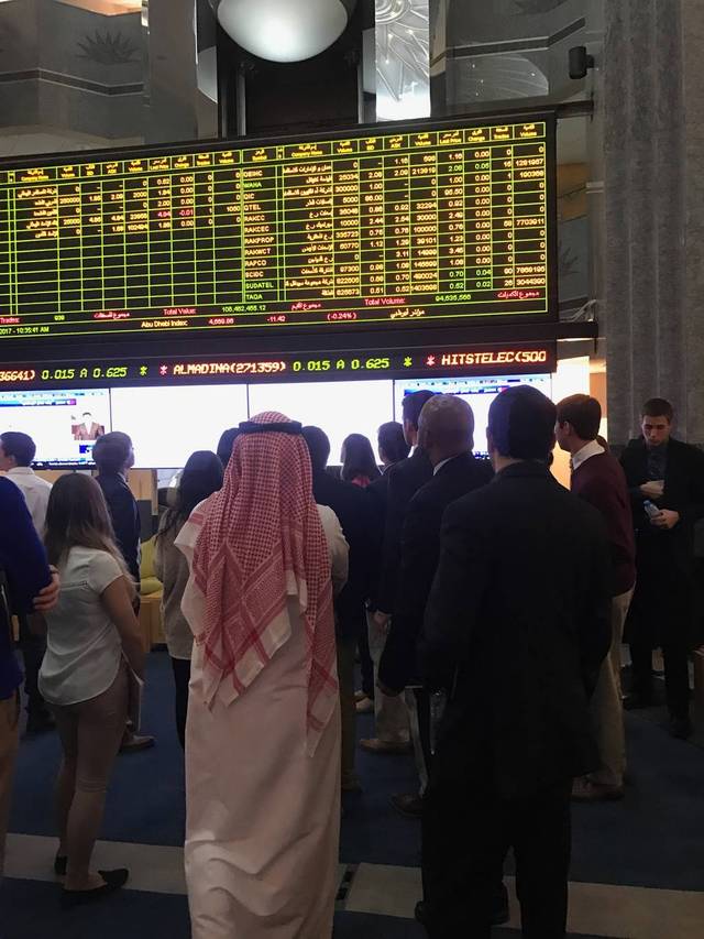 ADX closes Wednesday down; market cap records AED 590.7bn
