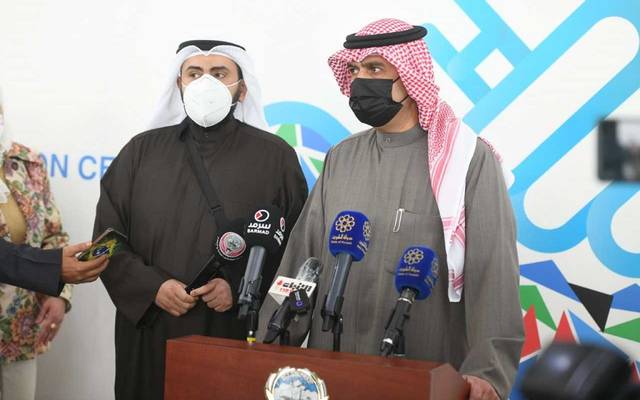 حملة التطعيم ضد "كورونا" تنطلق غداً بالكويت.. وتبدأ برئيس الوزراء