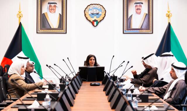 خلال الاجتماع