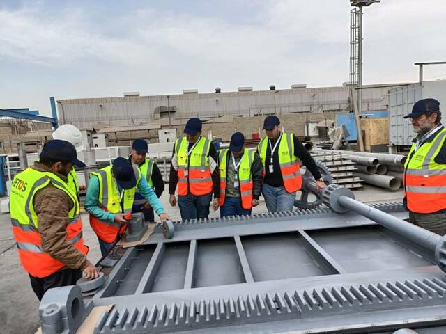 جانب من التنفيذ