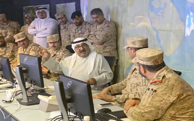 وزير الدفاع الكويتي يتفقد بعض وحدات الجيش
