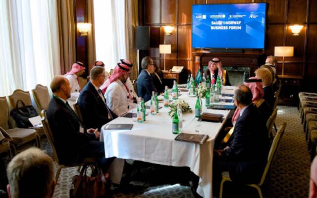 وزير التجارة يبحث تعزيز الشراكة التجارية السعودية النرويجية