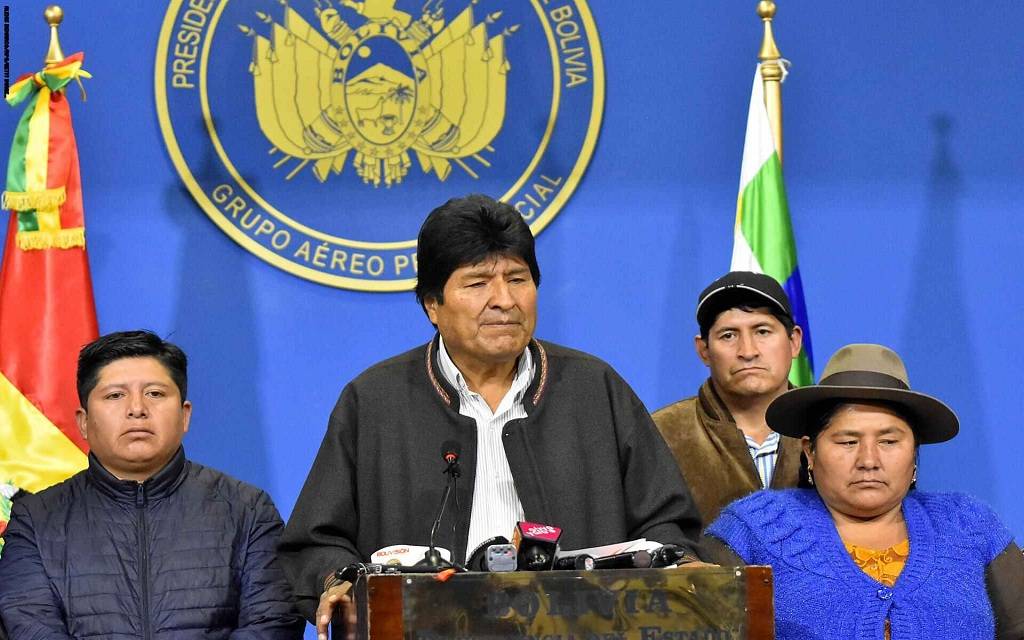 بوليفيا تدخل مرحلة "فراغ السلطة" بعد موجة استقالات لقيادات الدولة
