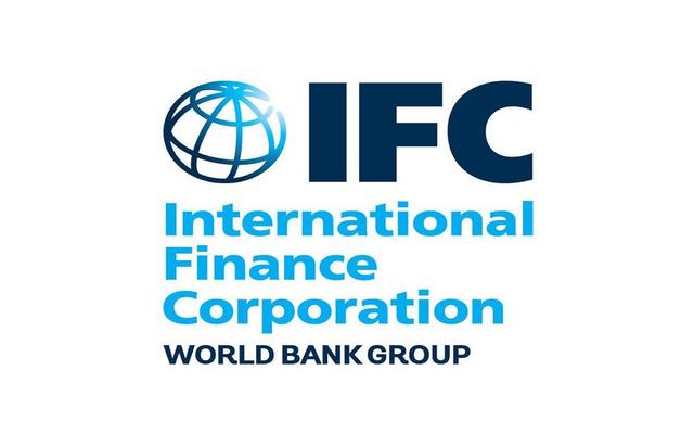 "التمويل الدولية" تعتزم الاستثمار في أسهم برنامج الطروحات المصرية