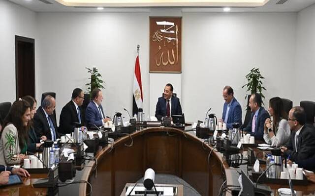 جانب من اجتماع الدكتور مصطفى مدبولي رئيس مجلس الوزراء المصري