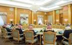 خادم الحرمين الشريفين، الملك سلمان بن عبدالعزيز آل سعود، يرأس جلسة سابقة لمجلس الوزراء