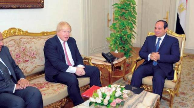 السيسي يبحث الأزمة الليبية وسد النهضة مع رئيس وزراء بريطانيا هاتفياً
