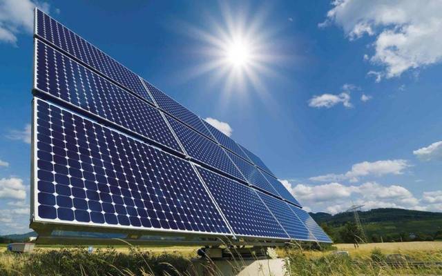 إطلاق مبادرة "رباعية" لتطوير قدرات توليد الطاقة الشمسية بأبوظبي