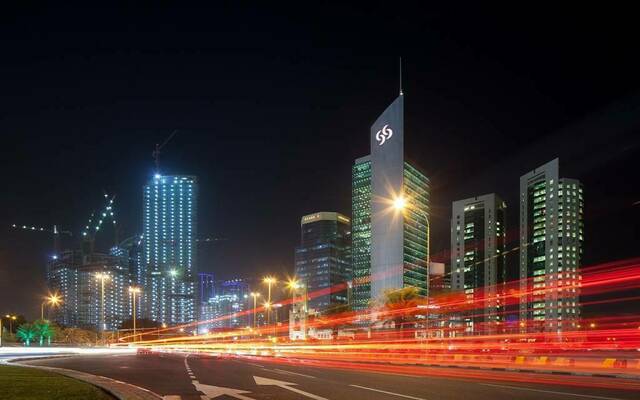 "التجاري القطري" يُعين بنوكاً لإصدار سندات دولارية