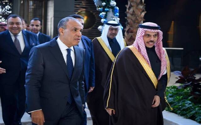 الأمير فيصل بن فرحان بن عبدالله وزير الخارجية ووزير الخارجية والتعاون الدولي والمصريين بالخارج الدكتور بدر عبدالعاطي