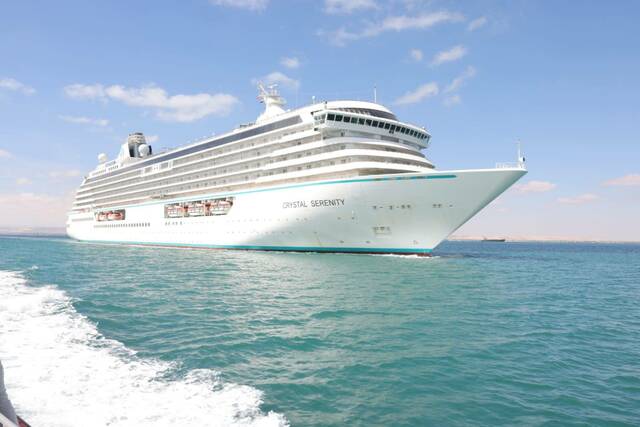 السفينة السياحية Crystal Serenity