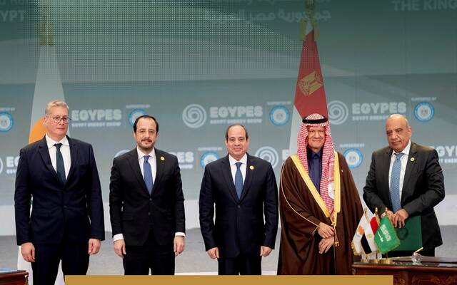 على هامش توقيع اتفاقية تعاون بين المملكة ومصر بحضور وزير الطاقة والرئيس المصري عبدالفتاح السيسي