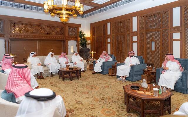 جانب من استقبال ولي العهد أمراء المناطق في جدة بمناسبة اجتماعهم السنوي الحادي والثلاثين