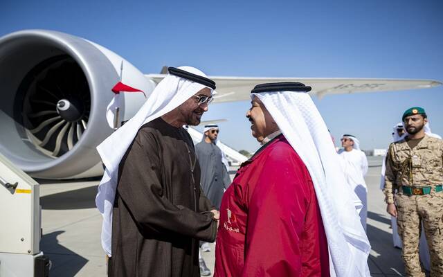 الشيخ محمد بن زايد آل نهيان رئيس الإمارات ,ملك حمد بن عيسى آل خليفة عاهل مملكة البحرين