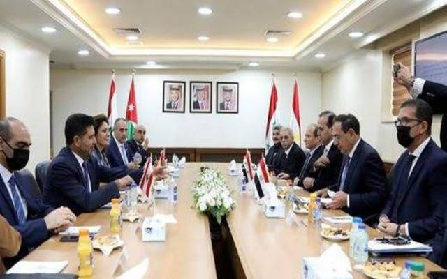 مصر والأردن وسوريا ولبنان تتفق على توصيل الغاز المصري للبنان