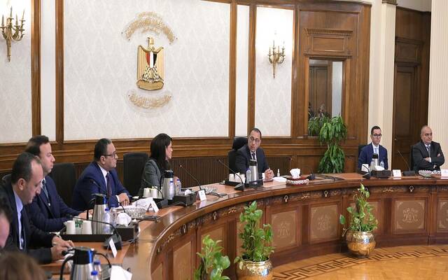 مدبولي: مصر ملتزمة بالمسار النزولي للدين الخارجي والوفاء بالأقساط في مواعيدها