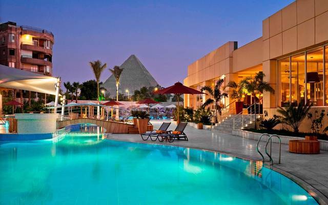 المصرية للاتصالات توقع اتفاقية لإتاحة خدمات الاتصالات بالفنادق والقرى السياحية