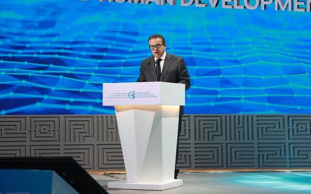 الدكتور خالد عبد الغفار نائب رئيس مجلس الوزراء للتنمية البشرية ووزير الصحة والسكان في مصر