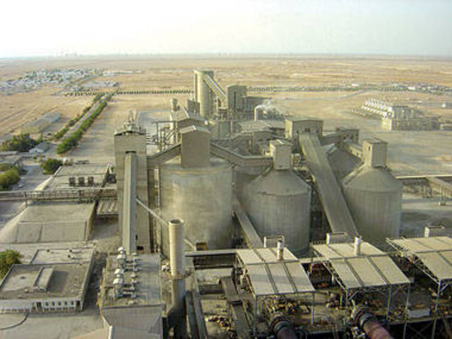 Cement plant (Photo Credit: Arabianeye - Reuters)