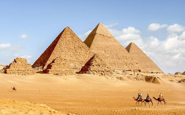 مصر تبحث تعزيز التعاون الأثري وتنشيط السياحة مع السعودية والسودان
