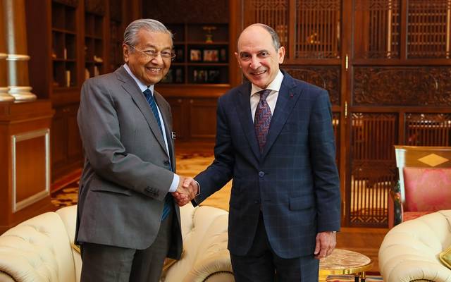 الباكر يناقش قضايا الطيران مع رئيس وزراء ماليزيا