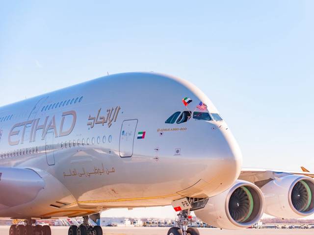 Etihad Airways launches world’s 1st flight run by UAE plants