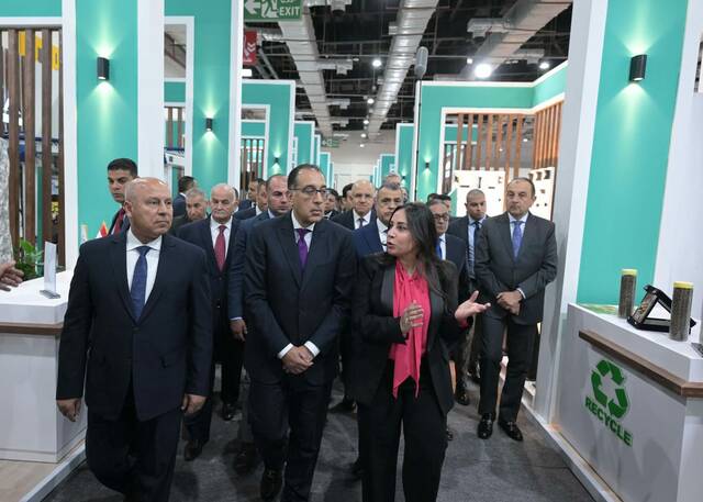 "مدبولي" يوجه بربط المدارس الفنية في مصر بالقطاع الخاص