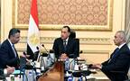 مصطفى مدبولي رئيس مجلس الوزراء وشريف فاروق وزير التموين