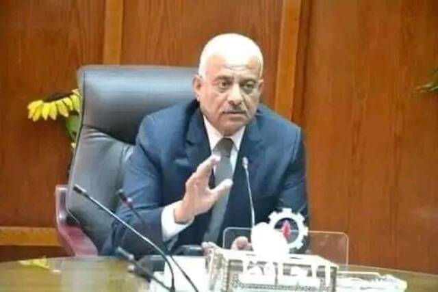 عصام صقر وزير الدفاع