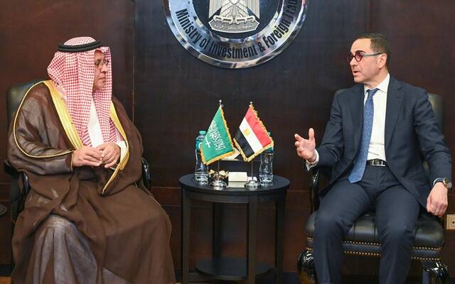 حسن الخطيب وزير الاستثمار والتجارة الخارجية