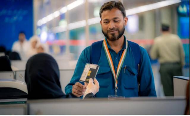جوازات المدينة المنورة تستقبل أولى رحلات الحج القادمة من الهند