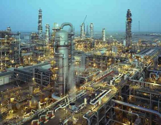 Petchem sector’s combined profits down 31% in 6 months