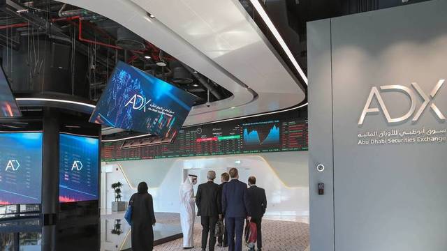الأسهم الإماراتية تربح أكثر من 19 مليار دولار في أسبوع ومؤشراتها تحلق