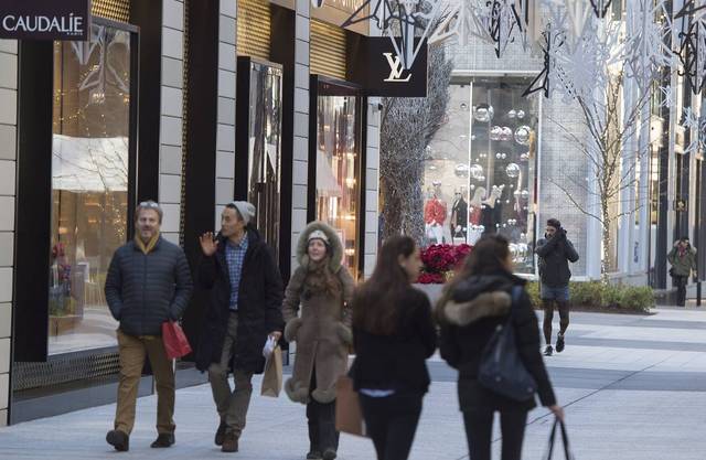 US consumer sentiment rebounds in February after gov't shutdown