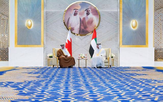 نائب حاكم دبي يبحث مع ولي عهد البحرين الارتقاء بالتعاون الثنائي