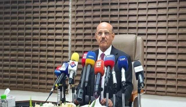 محافظ البنك المركزي اليمني أحمد أحمد غالب