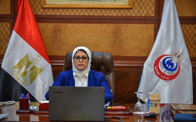 الصحة المصرية تنفي تلقي لقاح كورونا دون التسجيل وانتظار رسالة بالموعد