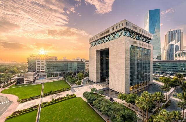 "مركز دبي المالي" يقترح تعديلات جديدة على قوانين أبرزها صناديق الائتمان والتوظيف
